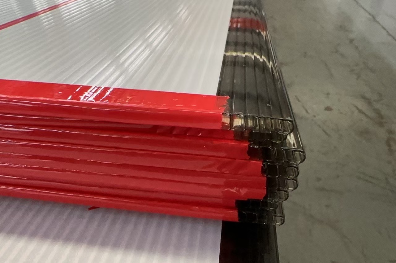 Jwell PC Wytłaczarka z pustymi płytami / w kształcie litery U / z zablokowanymi płytami w kształcie litery U. Maszyna do wytłaczania z pustymi płytami z tworzyw sztucznych