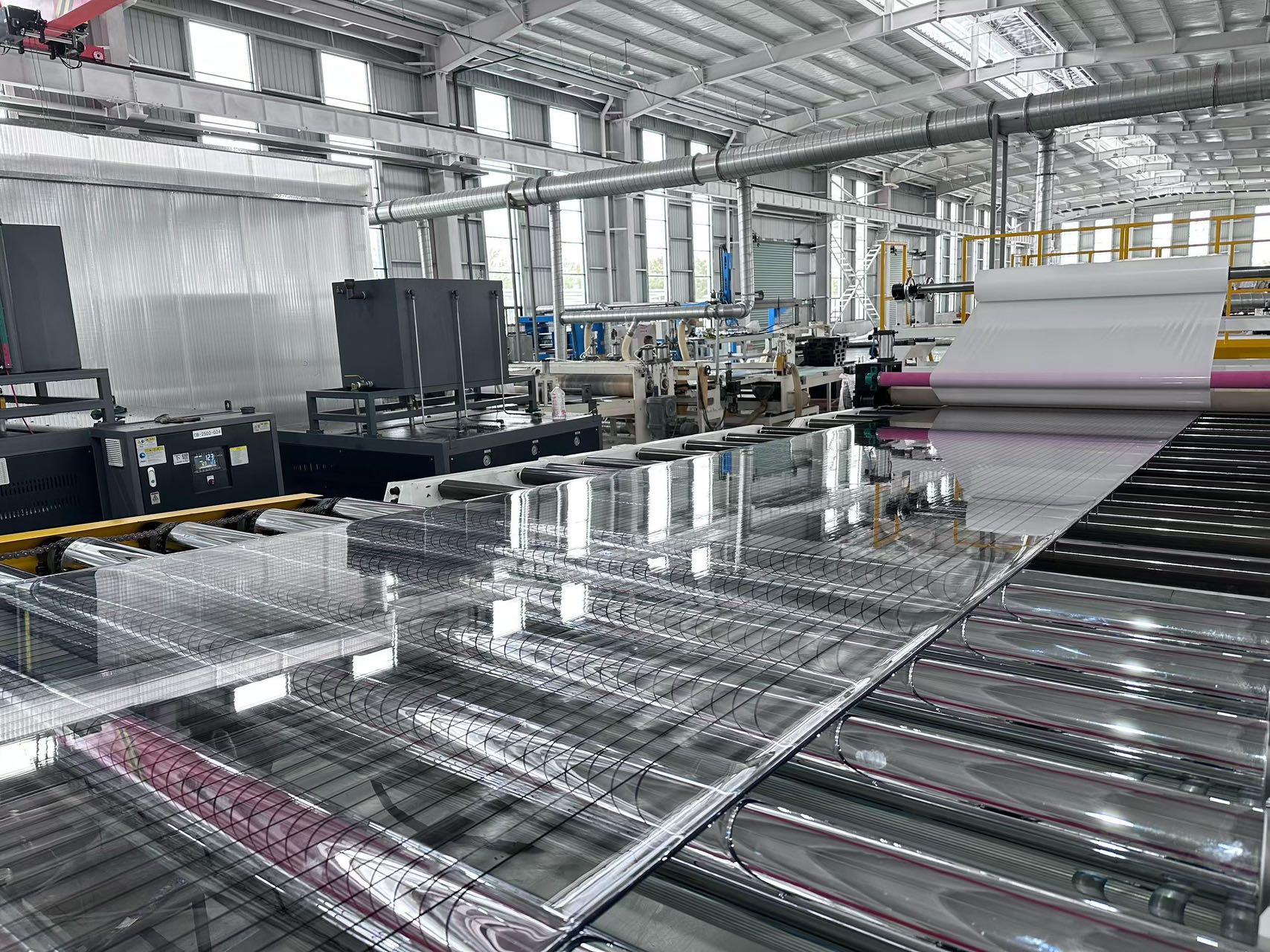 Jwell PC Wytłaczarka z pustymi płytami / w kształcie litery U / z zablokowanymi płytami w kształcie litery U. Maszyna do wytłaczania z pustymi płytami z tworzyw sztucznych