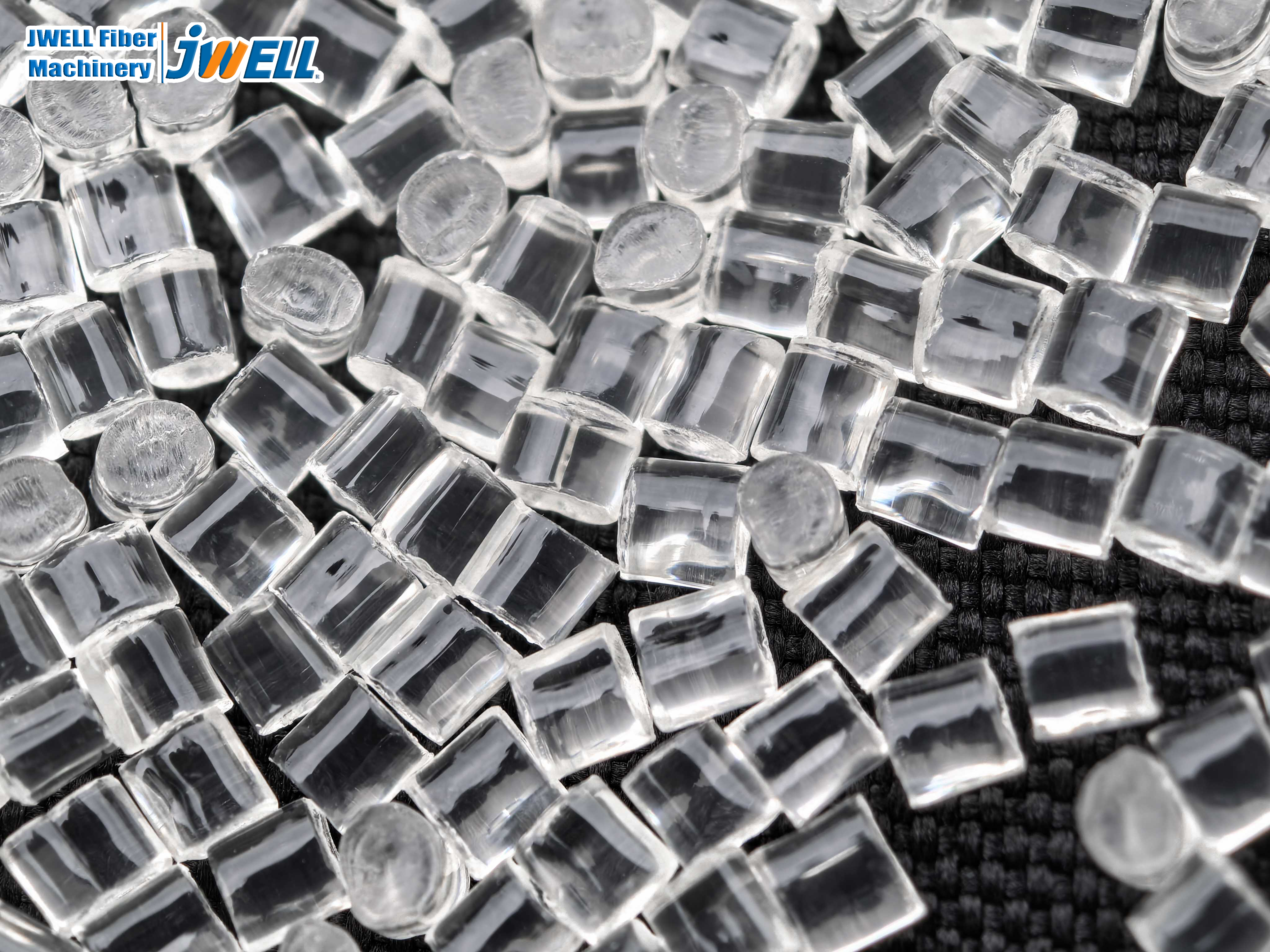 Płatki z butelek PET z recyklingu (jasne)