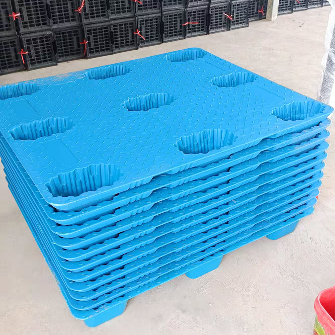 Plastikowe butelki i słoiki Formy do formowania z rozdmuchem, Pusta plastikowa forma do formowania z rozdmuchem