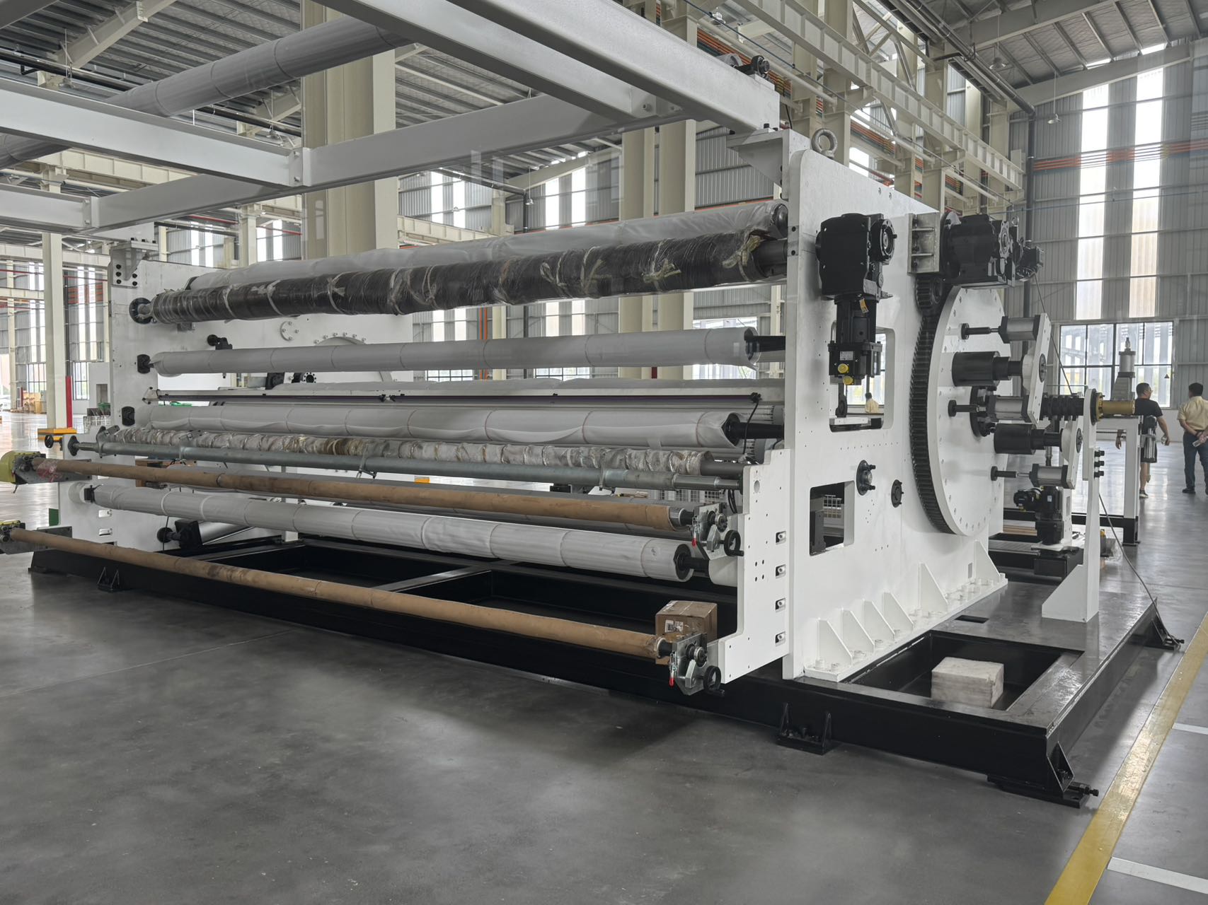 Linia produkcyjna do wytłaczania folii szklanej Jwell PVB / SGP Wytłaczarka do tworzyw sztucznych 